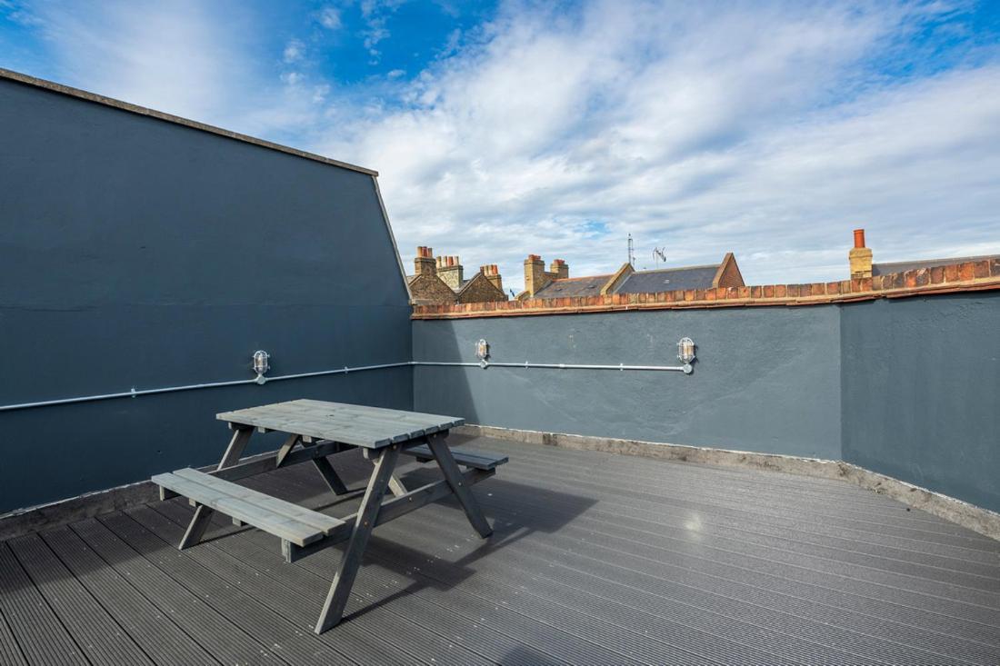 Ferienhaus Spacious On Chapel Market London